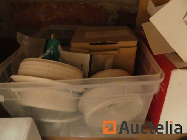 Diverse elektrische apparatuur - afbeelding 12 van  17