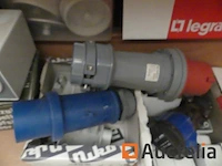 Diverse elektrische apparatuur - afbeelding 15 van  17