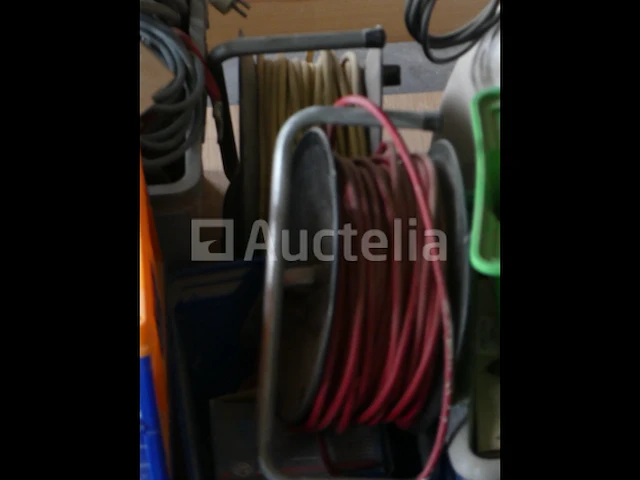 Diverse elektrische apparatuur - afbeelding 14 van  16