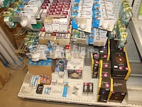 Diverse elektrische apparatuur - afbeelding 2 van  47