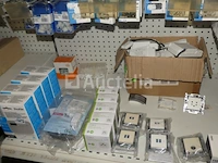 Diverse elektrische apparatuur - afbeelding 6 van  47