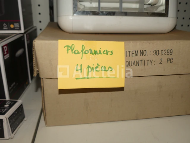 Diverse elektrische apparatuur - afbeelding 14 van  47