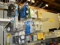 Diverse elektrische apparatuur - afbeelding 21 van  47