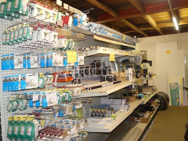 Diverse elektrische apparatuur - afbeelding 12 van  47