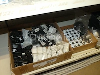 Diverse elektrische apparatuur - afbeelding 24 van  47