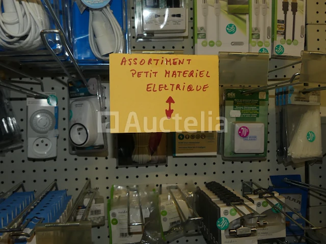 Diverse elektrische apparatuur - afbeelding 25 van  47