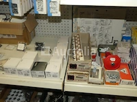 Diverse elektrische apparatuur - afbeelding 26 van  47