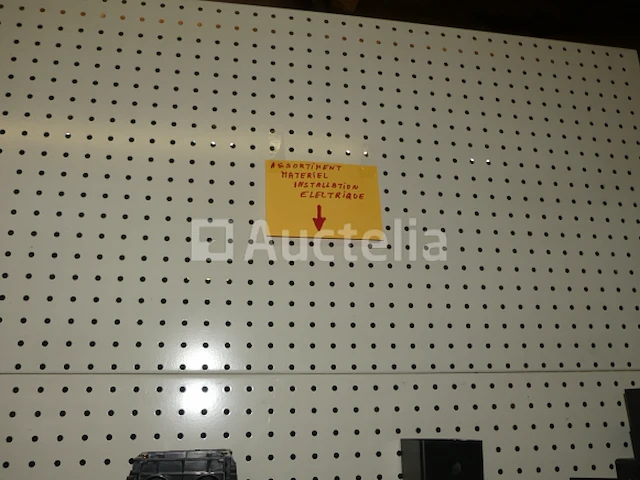 Diverse elektrische apparatuur - afbeelding 43 van  47