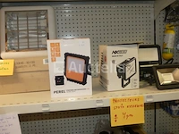 Diverse elektrische apparatuur - afbeelding 44 van  47
