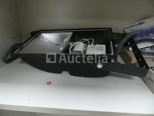 Diverse elektrische apparatuur - afbeelding 3 van  13
