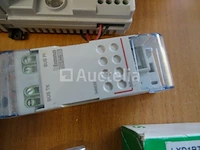 Diverse elektrische elementen schneider-atkore-divers (detail zie foto's) - afbeelding 10 van  17