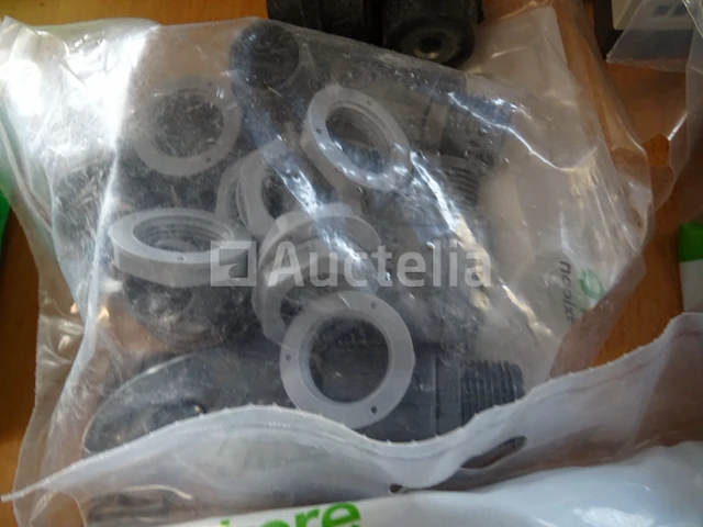 Diverse elektrische elementen schneider-atkore-divers (detail zie foto's) - afbeelding 17 van  17