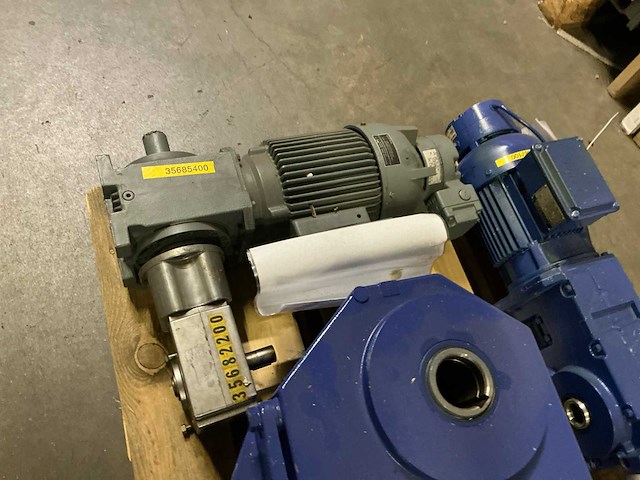 Diverse elektromotoren (5x) - afbeelding 5 van  6