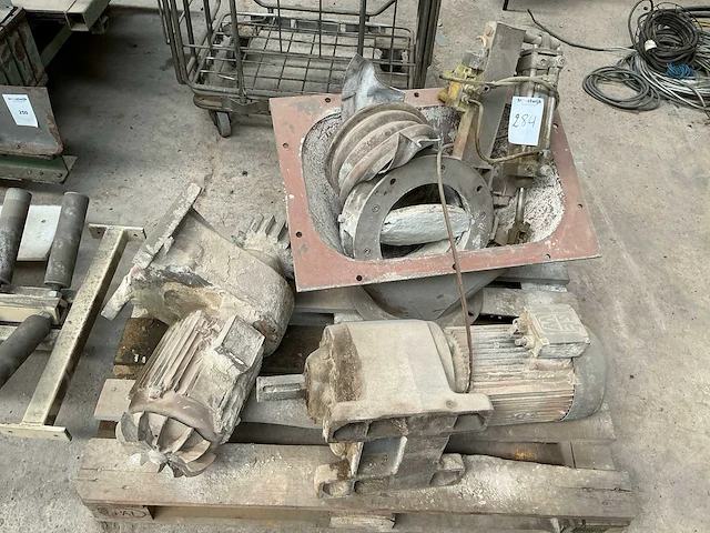 Diverse elektromotoren (7x) - afbeelding 6 van  13
