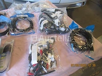 Diverse elektronische kabelbundels +-50 stuks - afbeelding 2 van  7