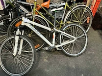 Diverse fietsen (3x) - afbeelding 2 van  4