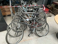 Diverse fietsen (5x) - afbeelding 1 van  8