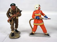 Diverse figuurtjes (x5) - afbeelding 2 van  3