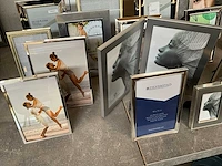 Diverse fotolijsten van o.a. zilverstad (19x) - afbeelding 2 van  8