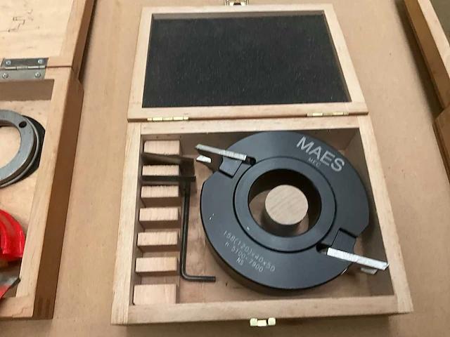 Diverse frezen - afbeelding 3 van  7