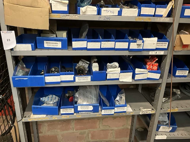 Diverse garage onderdelen - afbeelding 11 van  17