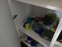 Diverse gebruikte en nieuwe flessen sterke drank + diverse items - afbeelding 2 van  10