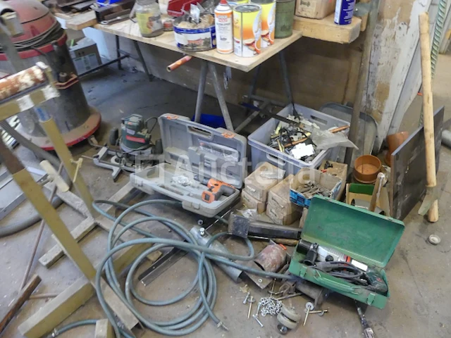 Diverse gereedschappen en hardware - afbeelding 8 van  20