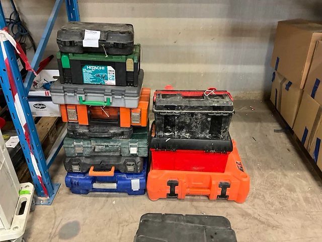 Diverse gereedschapskoffers (11x) - afbeelding 1 van  12