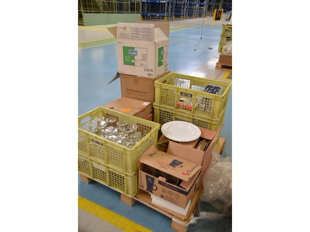 Diverse glaswerk en bestek - afbeelding 3 van  3