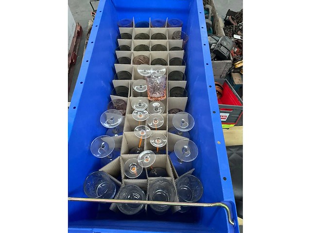 Diverse glazen (150x) - afbeelding 6 van  9