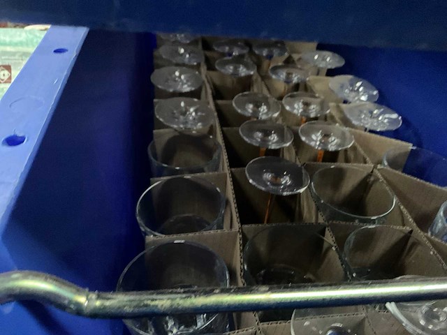 Diverse glazen (150x) - afbeelding 9 van  9