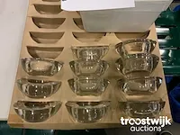 Diverse glazen kommetjes - afbeelding 2 van  4