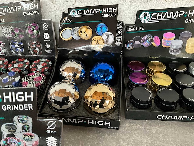 Diverse grinders - afbeelding 3 van  10