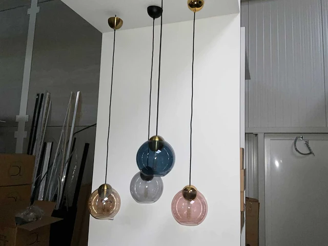 Diverse hanglampen (7x) - afbeelding 1 van  6