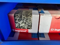 Diverse hechtklemmen legrand ong 140 dozen - afbeelding 4 van  4