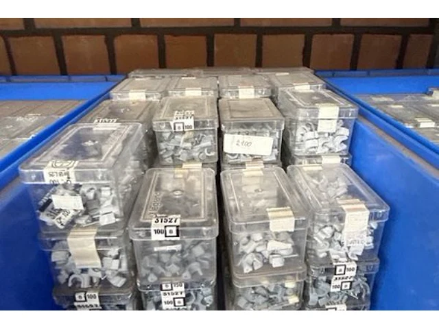 Diverse hechtklemmen ong 191 dozen legrand - afbeelding 4 van  4