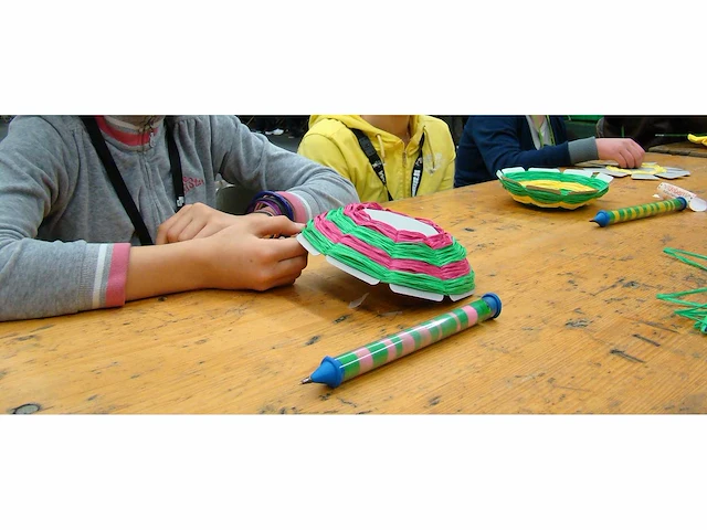 Diverse hobby- en knutselmaterialen - afbeelding 7 van  73