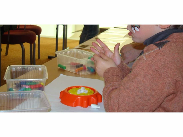 Diverse hobby- en knutselmaterialen - afbeelding 20 van  73