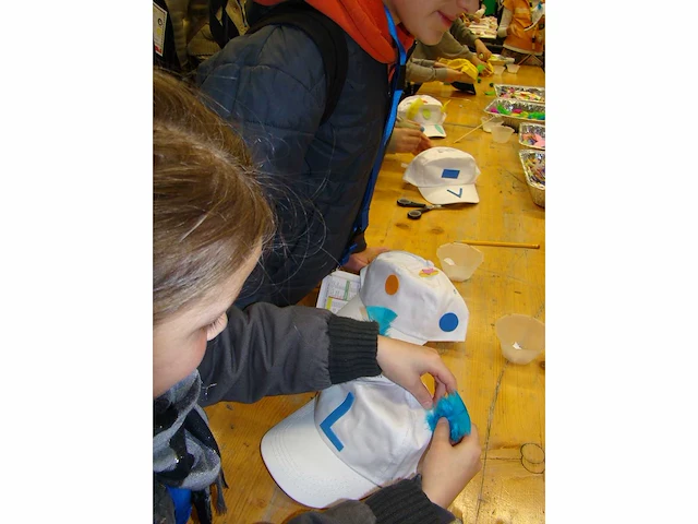 Diverse hobby- en knutselmaterialen - afbeelding 44 van  84