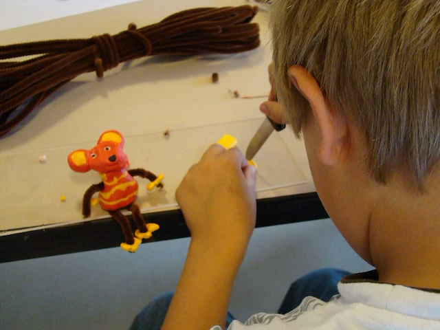 Diverse hobby- en knutselmaterialen - afbeelding 80 van  84