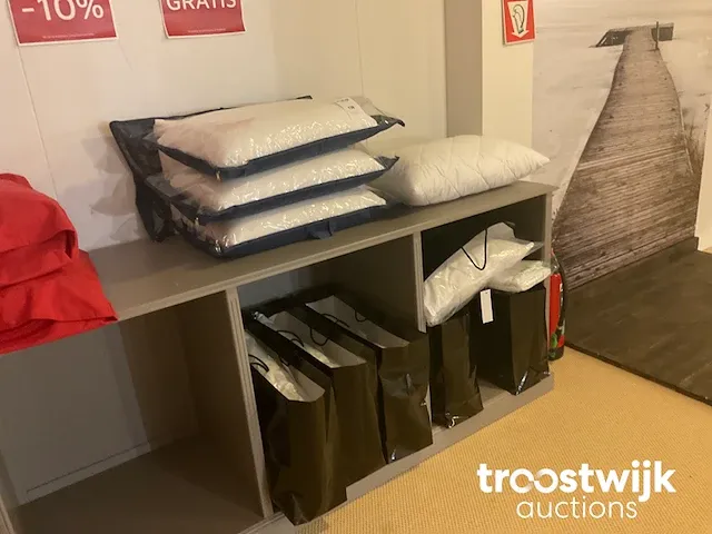 Diverse hoofdkussens - afbeelding 3 van  3