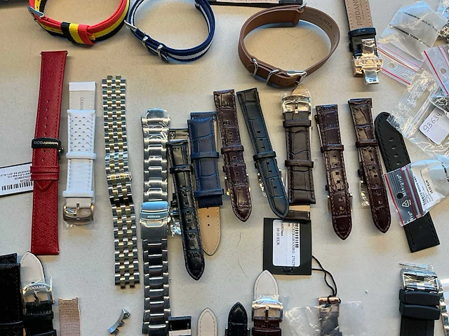 Diverse horlogebandjes en onderdelen (100x) - afbeelding 10 van  13