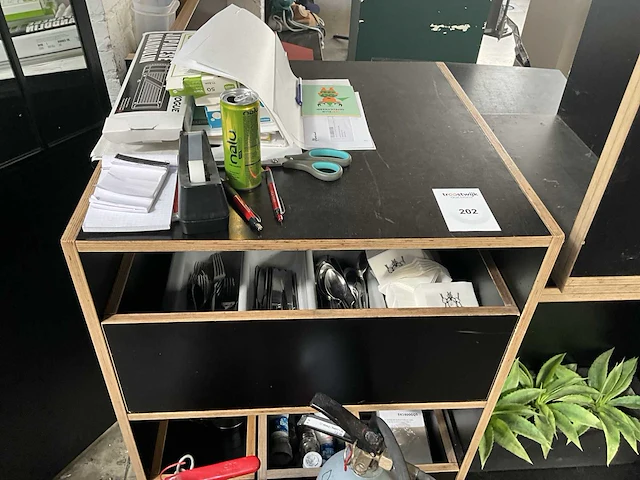 Diverse houten bijzettafel (3x) - afbeelding 3 van  6