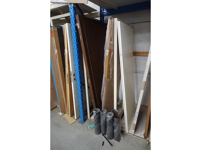 Diverse houten binnendeuren - afbeelding 6 van  7