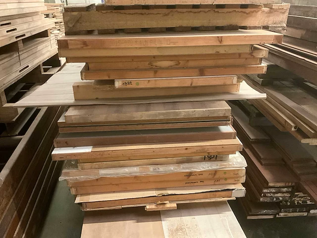 Diverse houten deuren (16x) - afbeelding 2 van  7