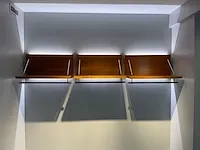 Diverse houten displays - afbeelding 1 van  12