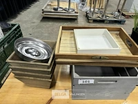Diverse houten kistjes en houten stokken - afbeelding 3 van  5