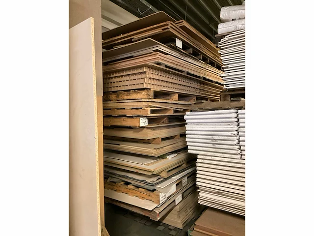 Diverse houten panelen - afbeelding 4 van  11