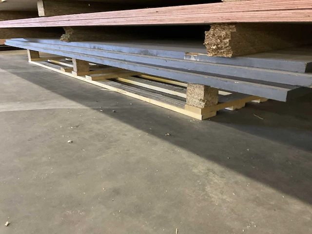 Diverse houten platen - afbeelding 3 van  3