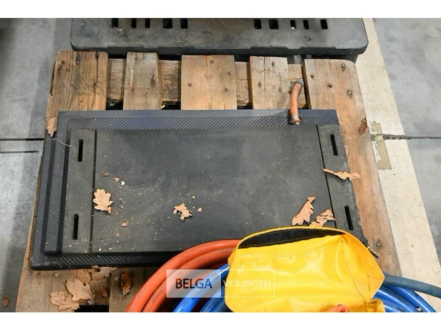 Diverse hydraulische persluchtslangen - afbeelding 2 van  2
